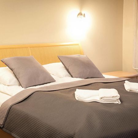 Aparthotel H31 à Poznań Extérieur photo