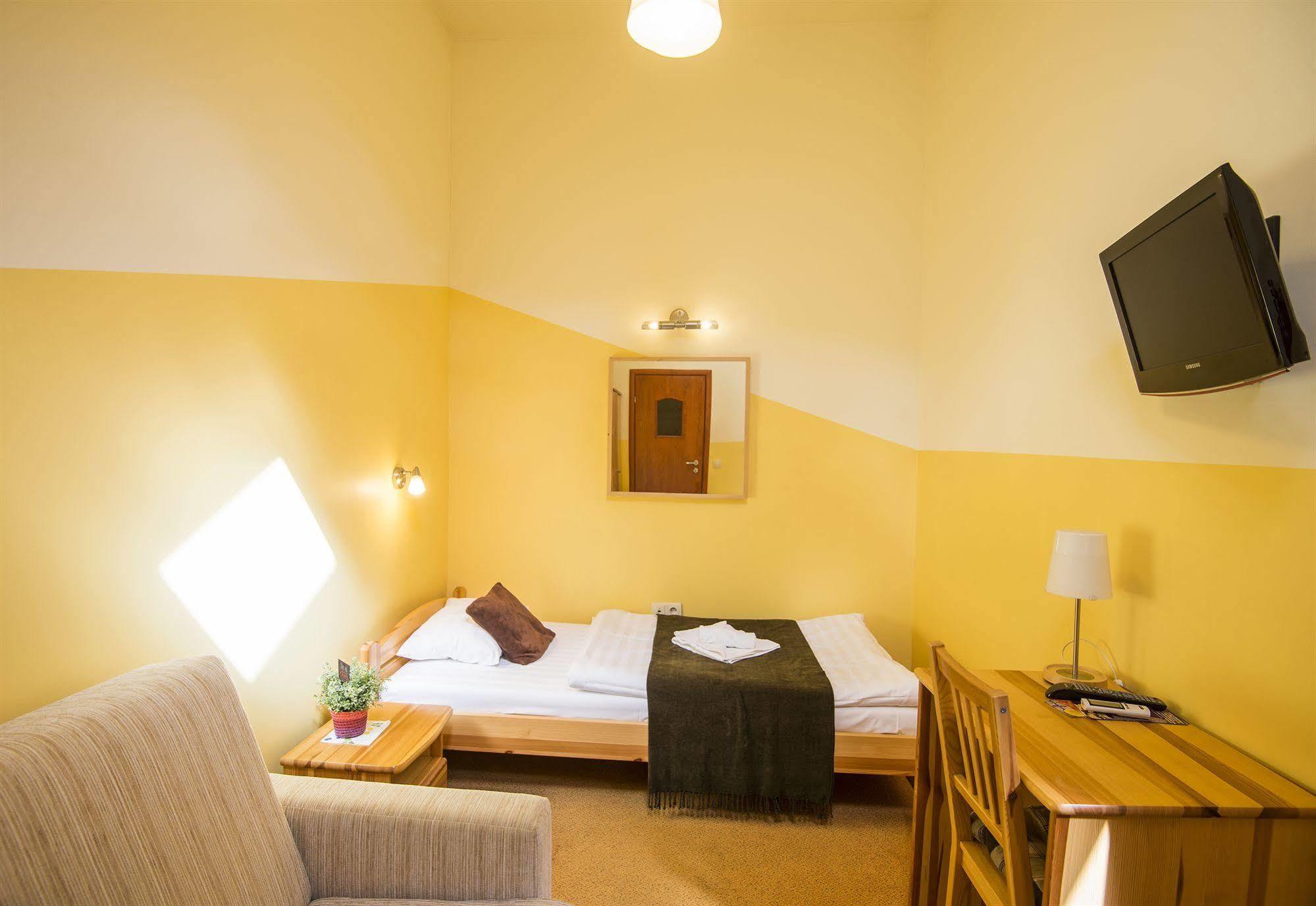 Aparthotel H31 à Poznań Extérieur photo