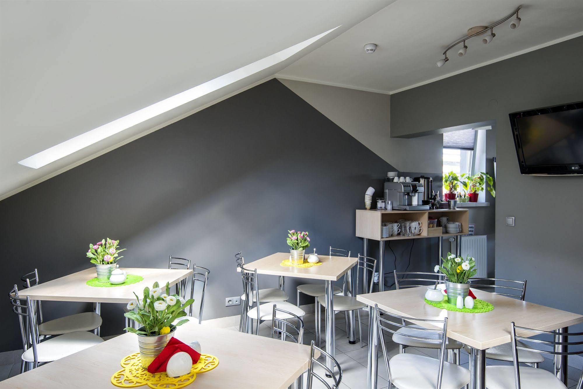 Aparthotel H31 à Poznań Extérieur photo