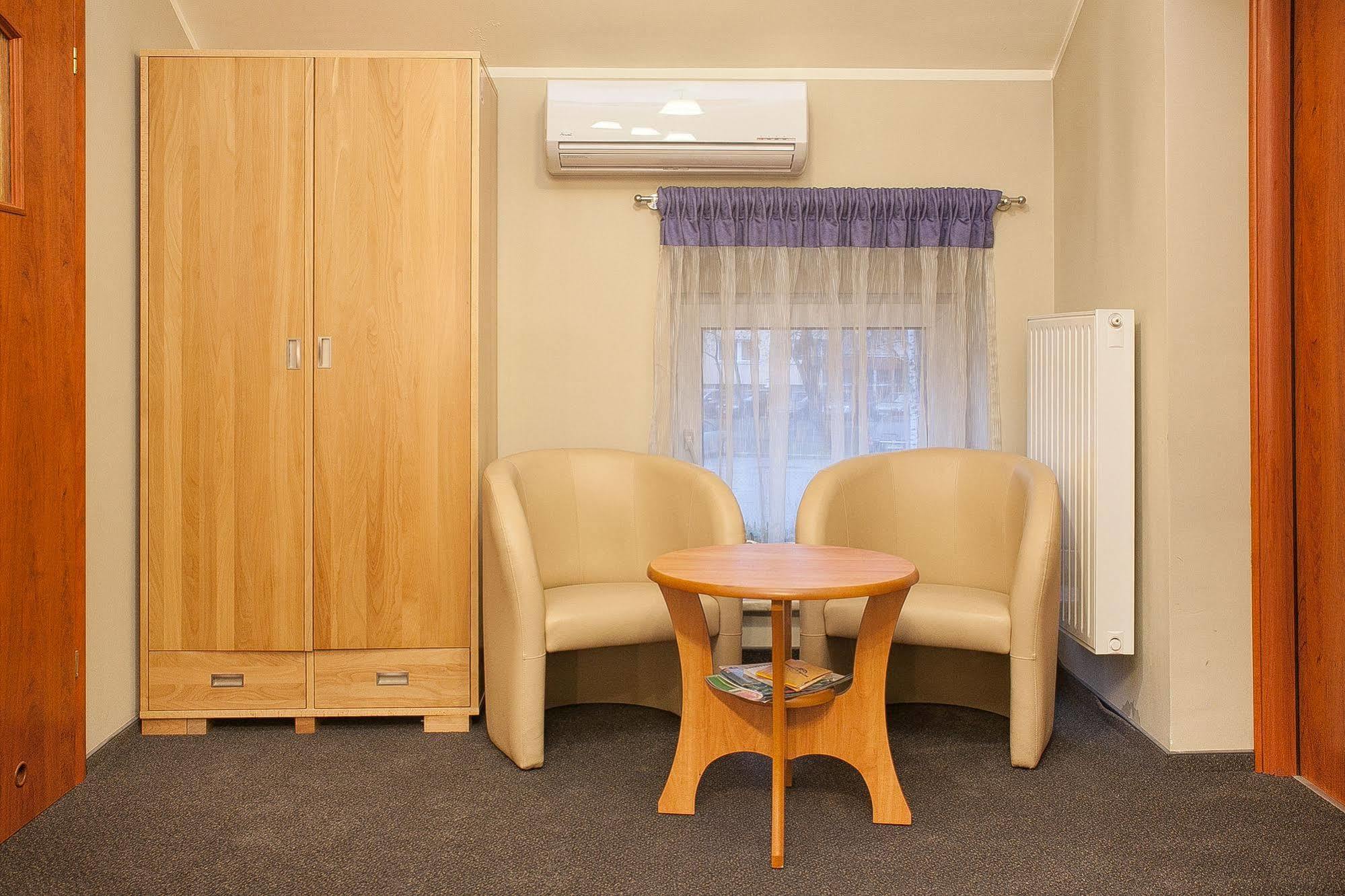 Aparthotel H31 à Poznań Extérieur photo